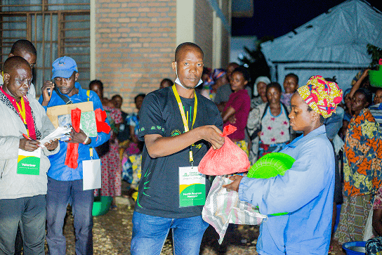 Distribution of blankets and household items